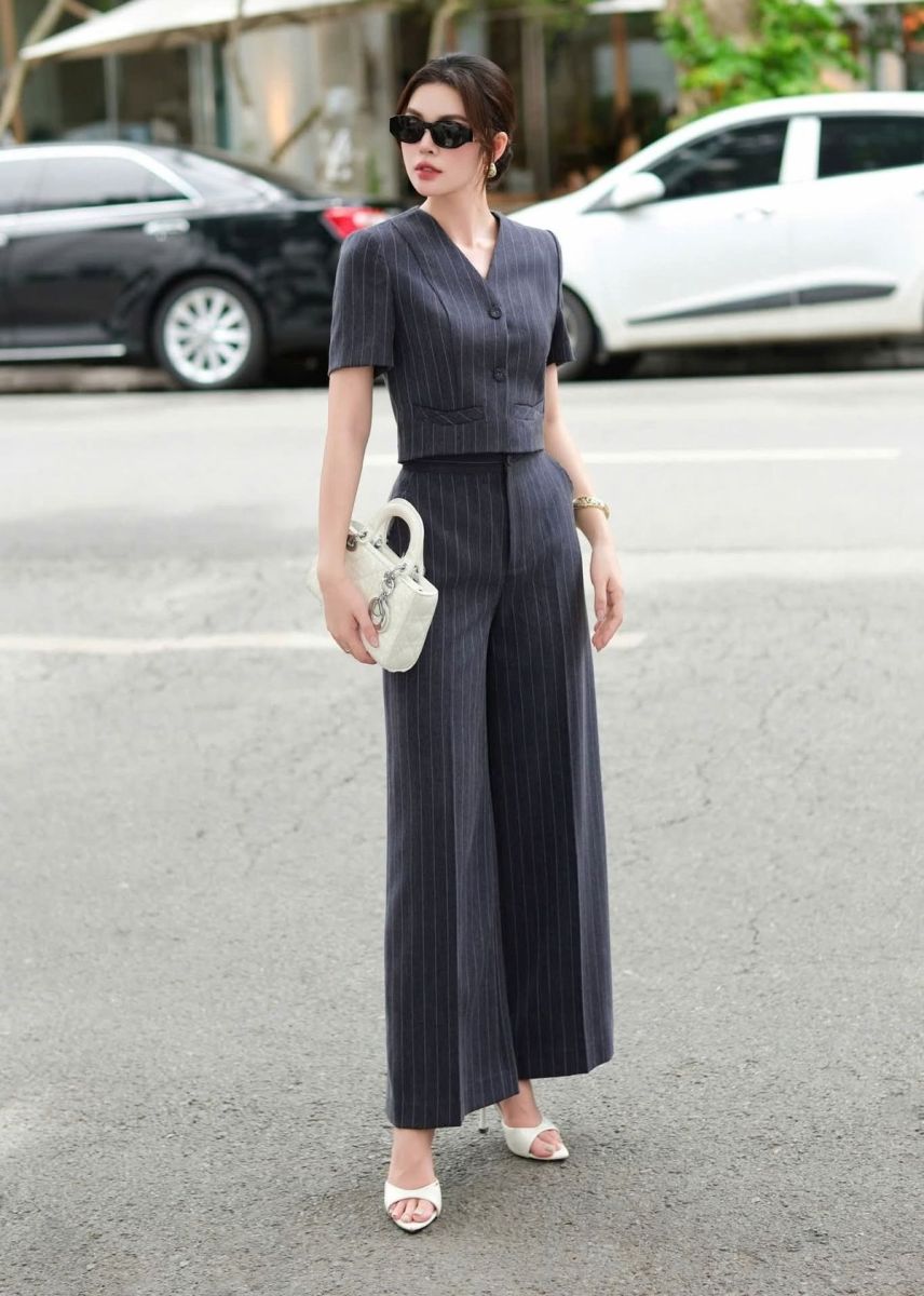 May Vest Nữ Cho Sự Kiện – Sang Trọng, Hiện Đại, Giá Tốt