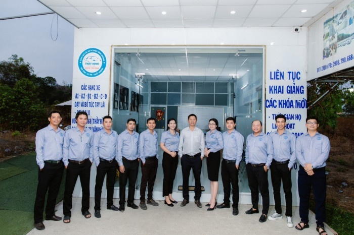 may vest nam nữ