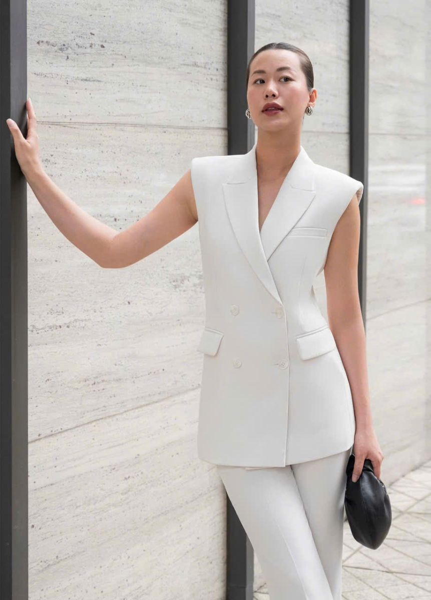 Veston Nữ Đẹp – Tôn Vinh Vẻ Đẹp Thanh Lịch & Sang Trọng Tiệm may vest nữ đẹp nhất Dĩ An Năm 2025 #1